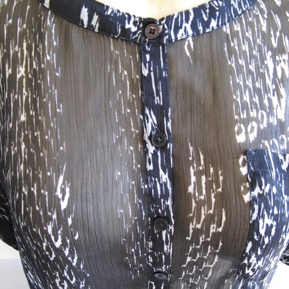 EXPRESS Black and White Chiffon Blouse - Picture 6 of 14